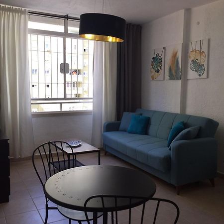 Estudio Amplio En El Corazon De Τορρεμολίνος Εξωτερικό φωτογραφία