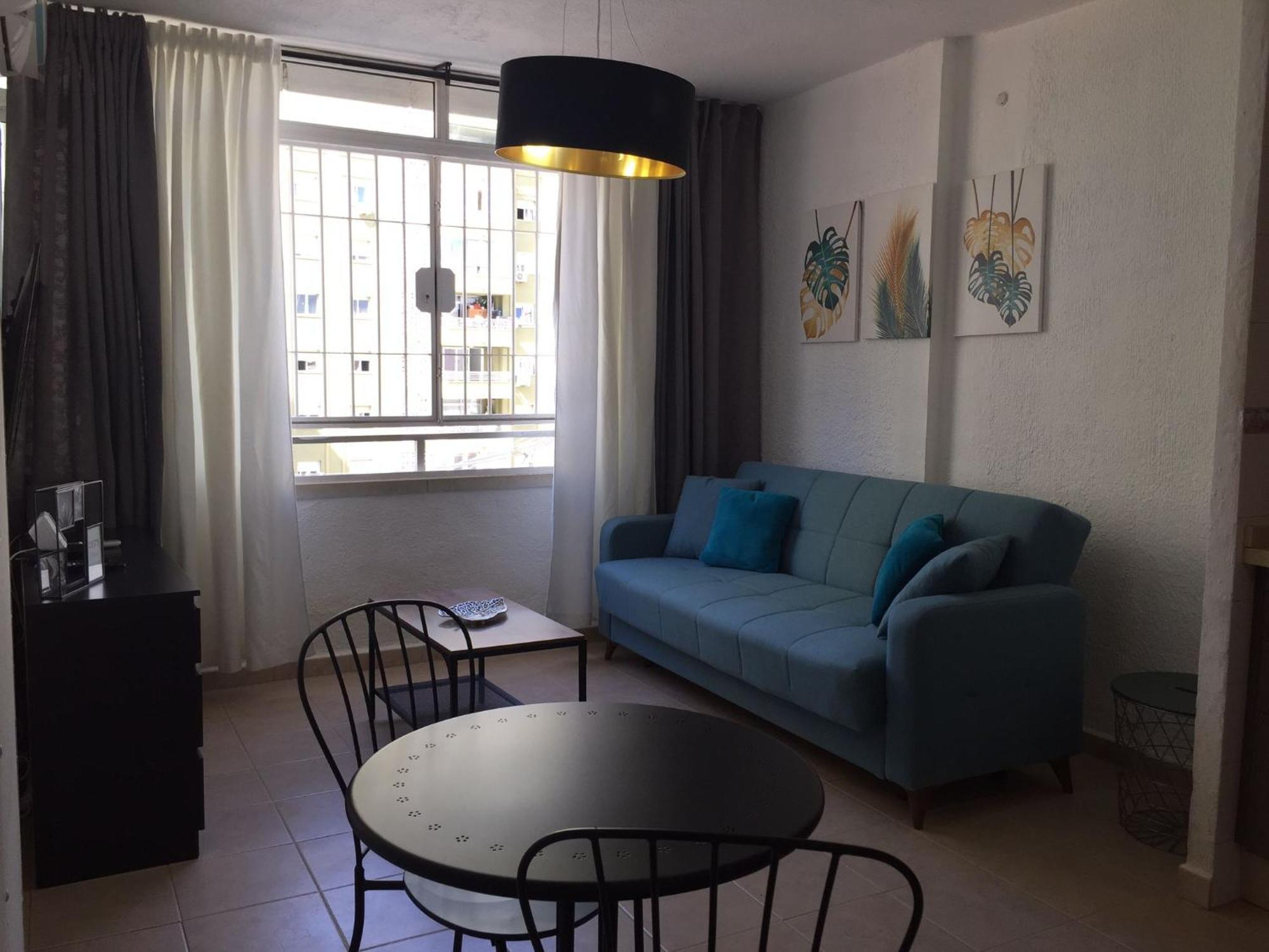 Estudio Amplio En El Corazon De Τορρεμολίνος Εξωτερικό φωτογραφία